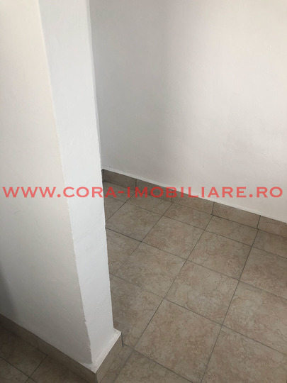 Vezi toate fotografiile acestui imobil